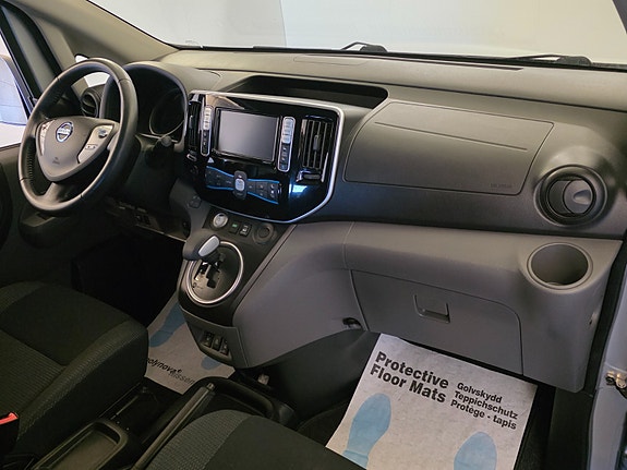 Nissan e-NV200 13 of 30