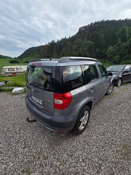 Skoda Yeti 2 of 4