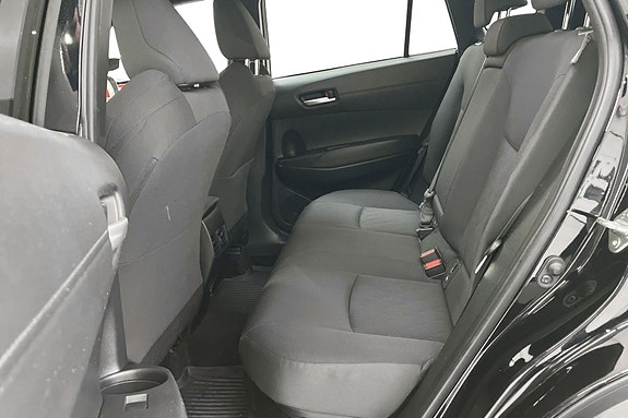 Toyota Corolla Cross 16 of 20