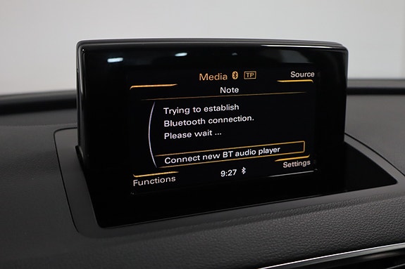 Audi Q3 12 of 25