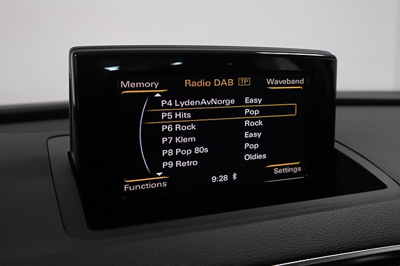 Audi Q3 15 of 25