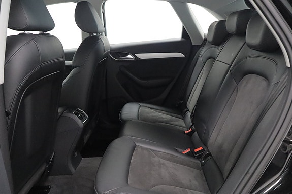 Audi Q3 21 of 25