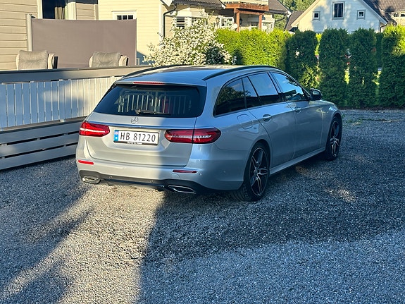 Mercedes-Benz E220 d 10 of 15