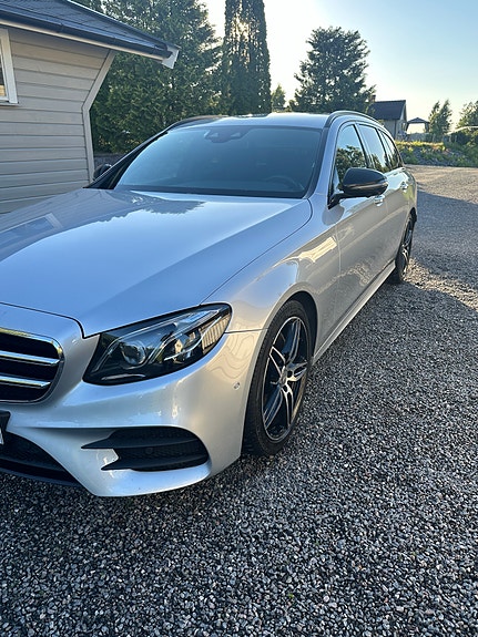 Mercedes-Benz E220 d 11 of 15