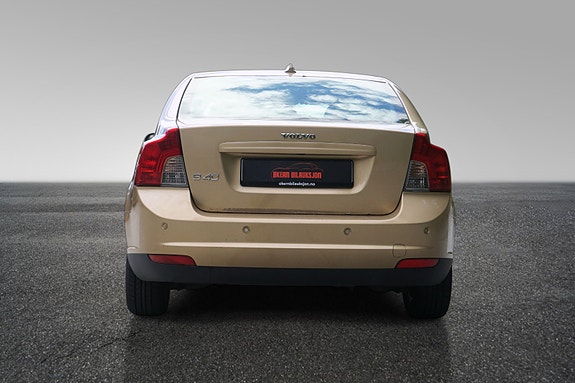 Volvo S40 8 of 30