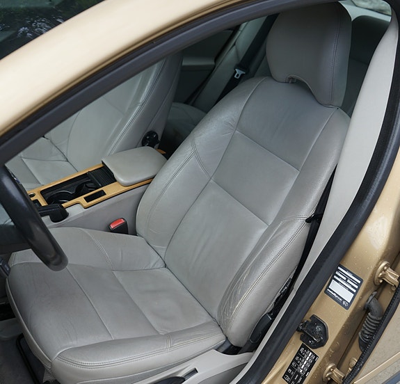 Volvo S40 23 of 30