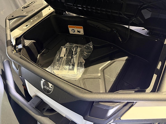 Can-Am Outlander Max Electric 16 of 18
