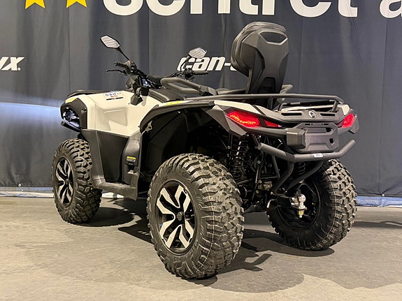 Can-Am Outlander Max Electric 9 of 18