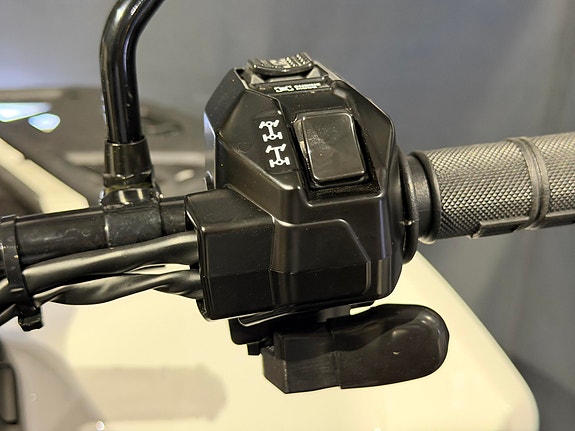 Can-Am Outlander Max Electric 13 of 18