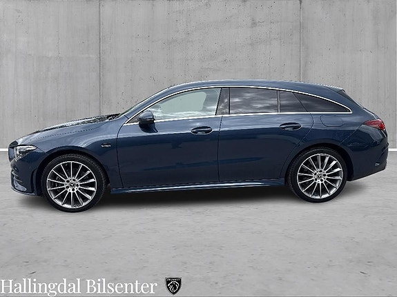 Mercedes-Benz CLA180 4 of 16