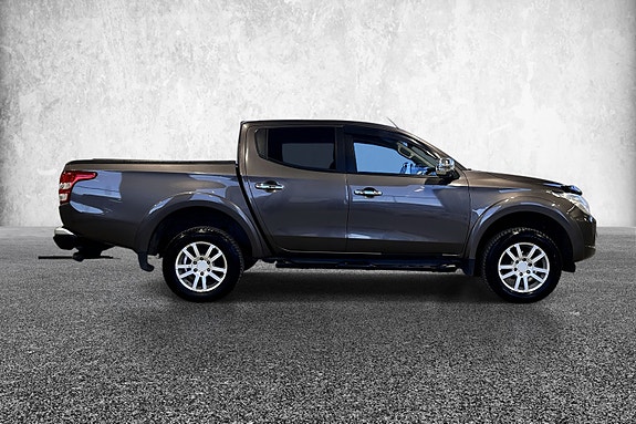 Mitsubishi L200 15 of 30