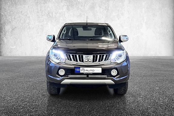 Mitsubishi L200 4 of 5