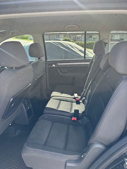 Volkswagen Touran 11 of 15