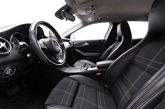 Mercedes-Benz GLA200 d 10 of 26