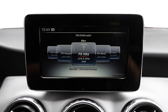 Mercedes-Benz GLA200 d 17 of 26