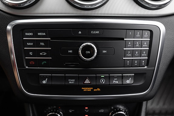 Mercedes-Benz GLA200 d 16 of 26