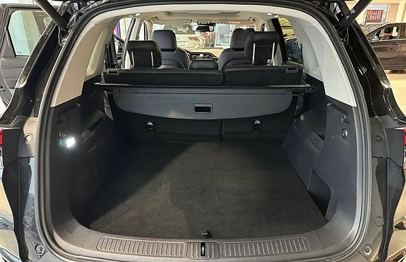 Maxus Euniq 6 6 of 7