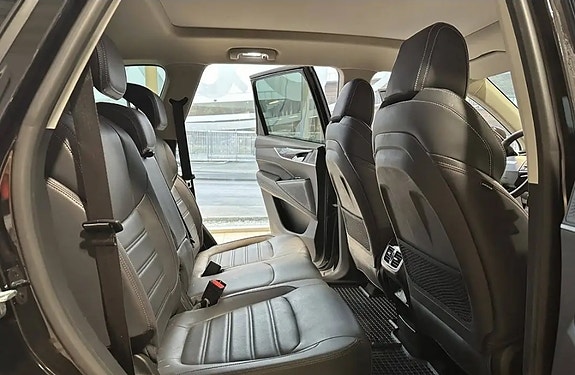Maxus Euniq 6 5 of 5