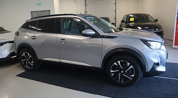 Peugeot 2008 4 of 28
