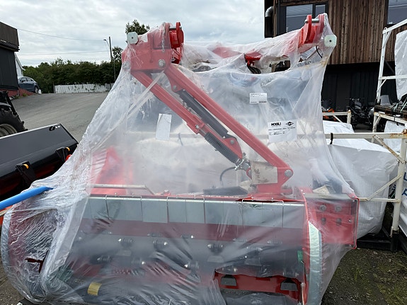 Kuhn Beitepusser på arm 3 of 4