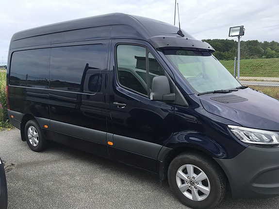 Mercedes-Benz Sprinter 419 4 of 5