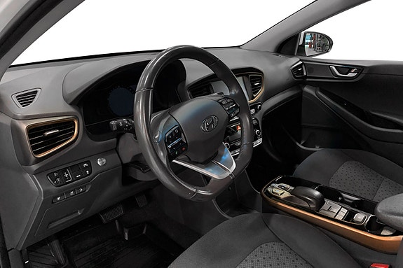 Hyundai IONIQ 6 of 12