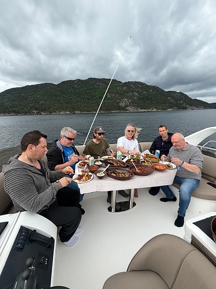 Opplev Lysefjorden og Rogaland fra sjøen om bord i en eksklusiv Princess P50 14 of 14