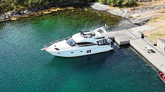 Opplev Lysefjorden og Rogaland fra sjøen om bord i en eksklusiv Princess P50 8 of 14