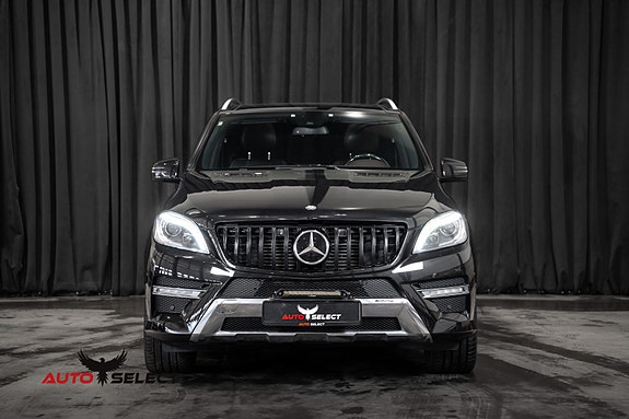 Mercedes-Benz ML350 5 of 30