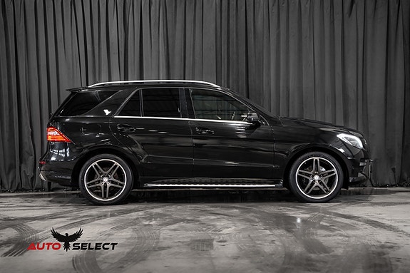 Mercedes-Benz ML350 19 of 30