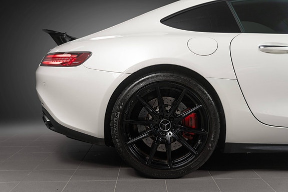 Mercedes-Benz AMG GT S 15 of 30