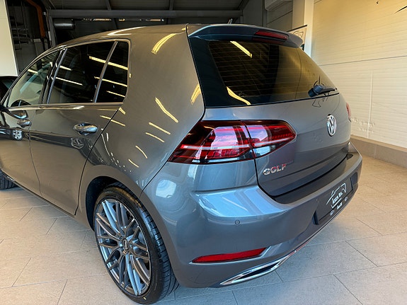 Volkswagen Golf VII 8 of 22
