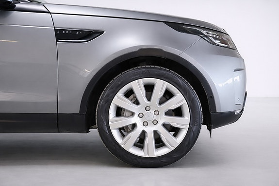 Land Rover Discovery 5 of 5