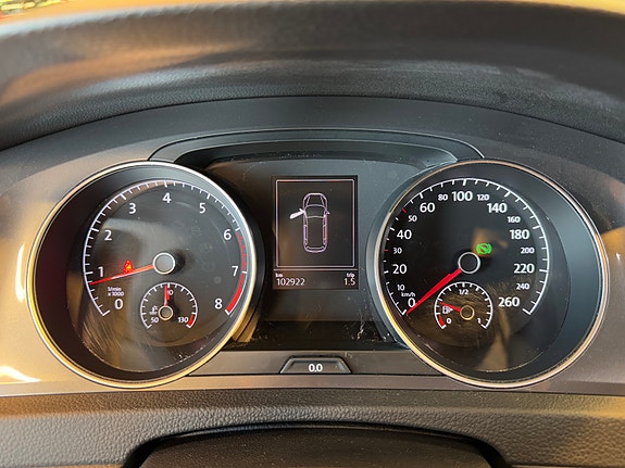 Volkswagen Golf Alltrack 20 of 30