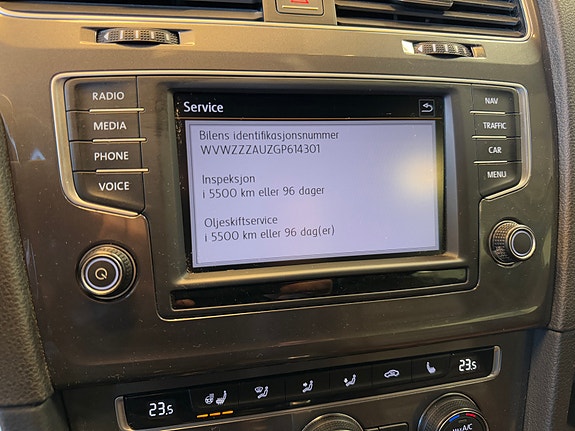 Volkswagen Golf Alltrack 27 of 30