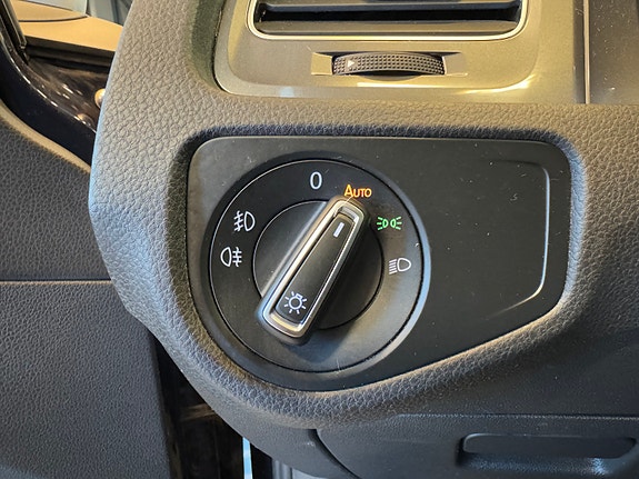 Volkswagen Golf Alltrack 16 of 30