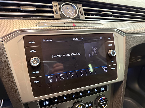 Volkswagen Passat Alltrack 26 of 30