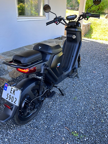 NIU El Uqi Sport 2 of 8