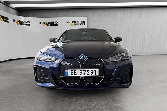 BMW i4 7 of 19