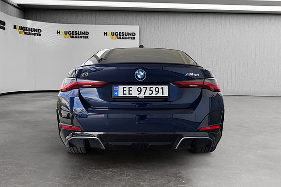 BMW i4 8 of 19