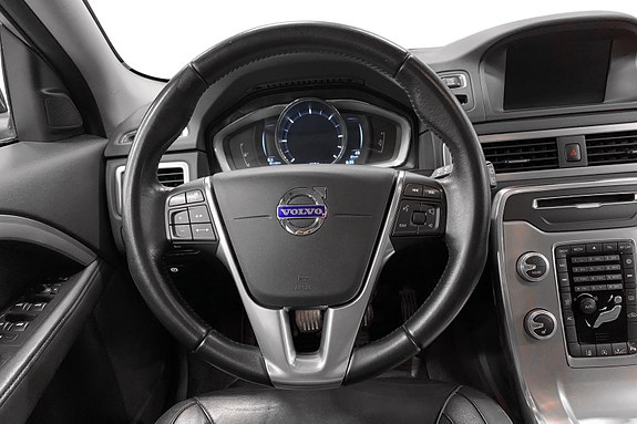 Volvo V70 6 of 15