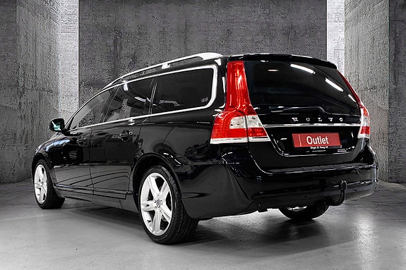 Volvo V70 4 of 15
