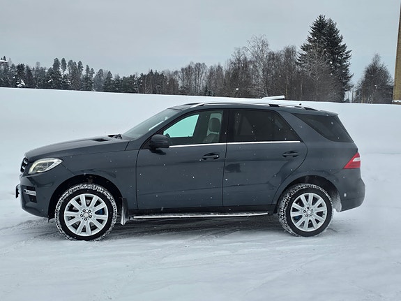 Mercedes-Benz ML250 15 of 21