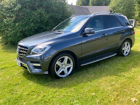 Mercedes-Benz ML250 6 of 21