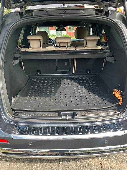 Mercedes-Benz ML250 16 of 21