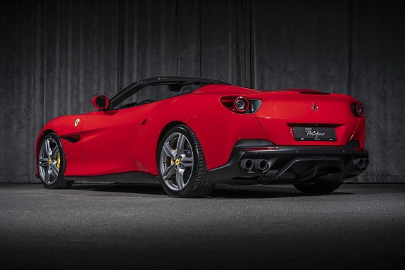 Ferrari Portofino 3 of 30