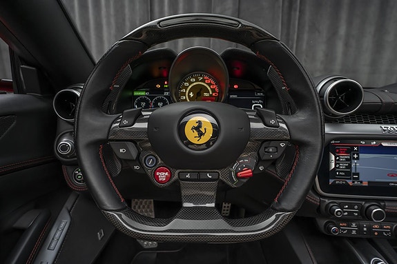 Ferrari Portofino 16 of 30