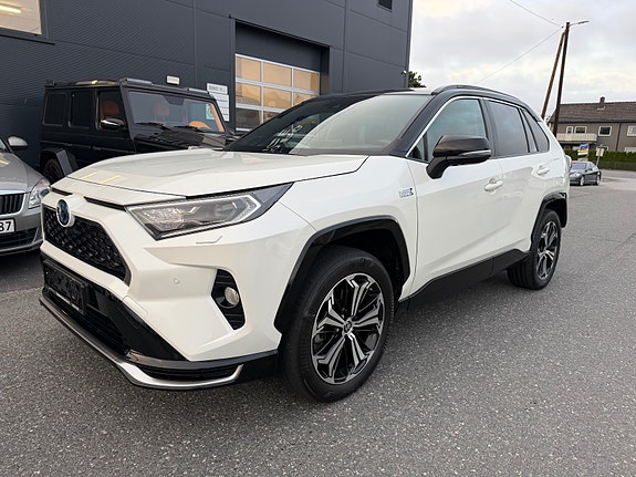 Toyota RAV4 15 of 30