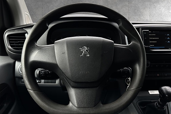 Peugeot Expert 28 of 30