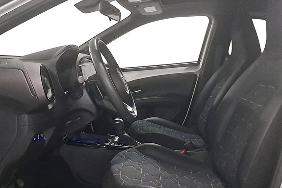 Toyota Aygo X 11 of 30